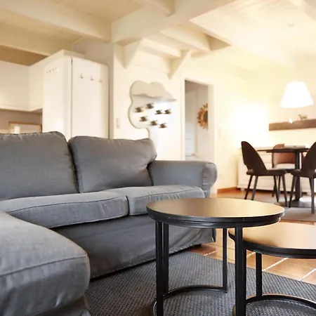 Haus Strandlaeufer, Teil Unseres Foehrienhauses Holiday home