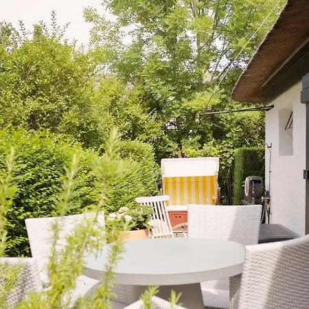 Haus Strandlaeufer, Teil Unseres Foehrienhauses